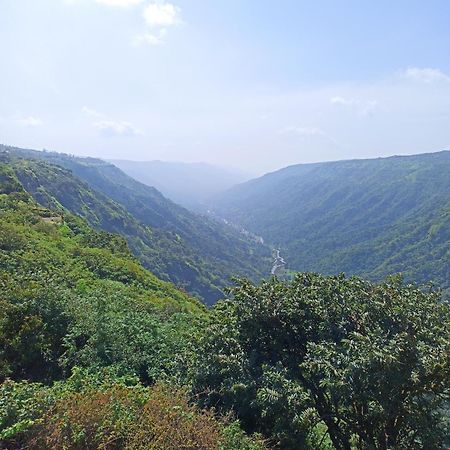 Вилла Strawberry Country Махабалешвар Экстерьер фото